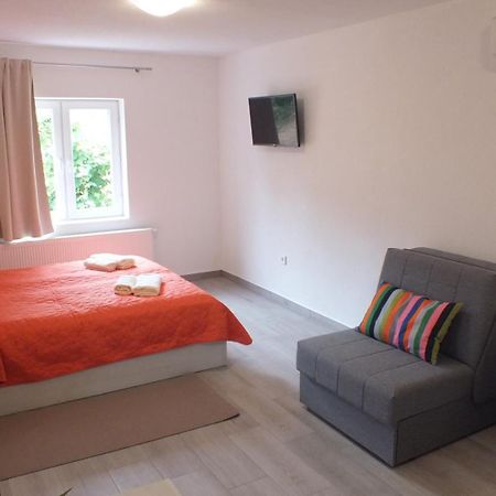Guest house Ema Grabovac  Extérieur photo
