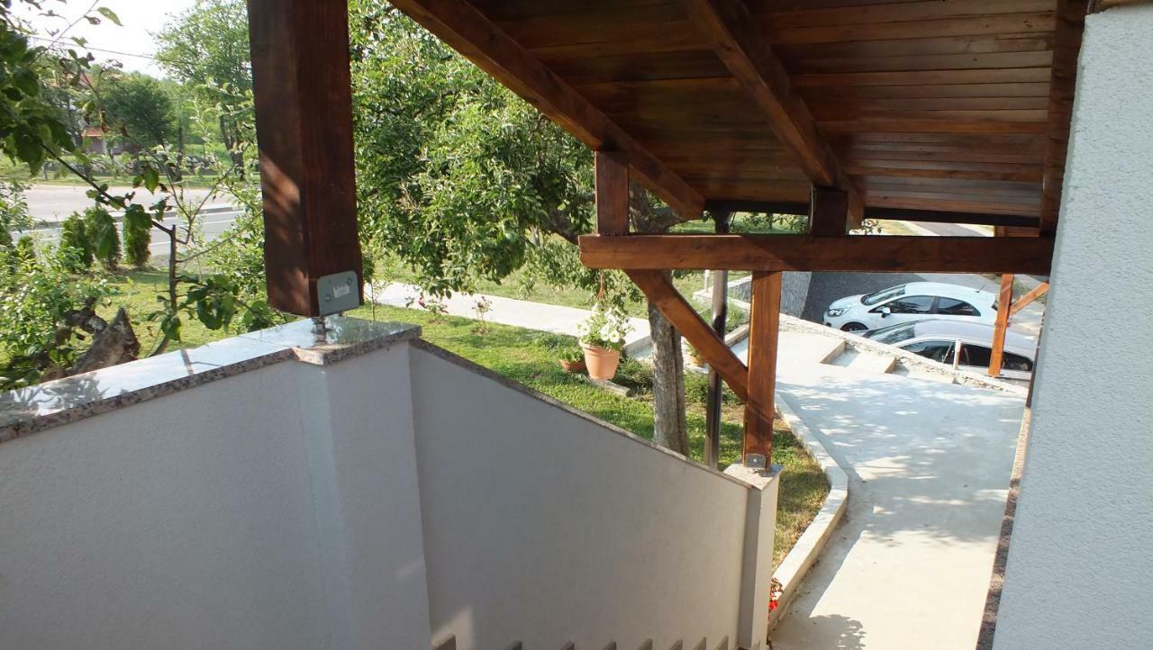 Guest house Ema Grabovac  Extérieur photo